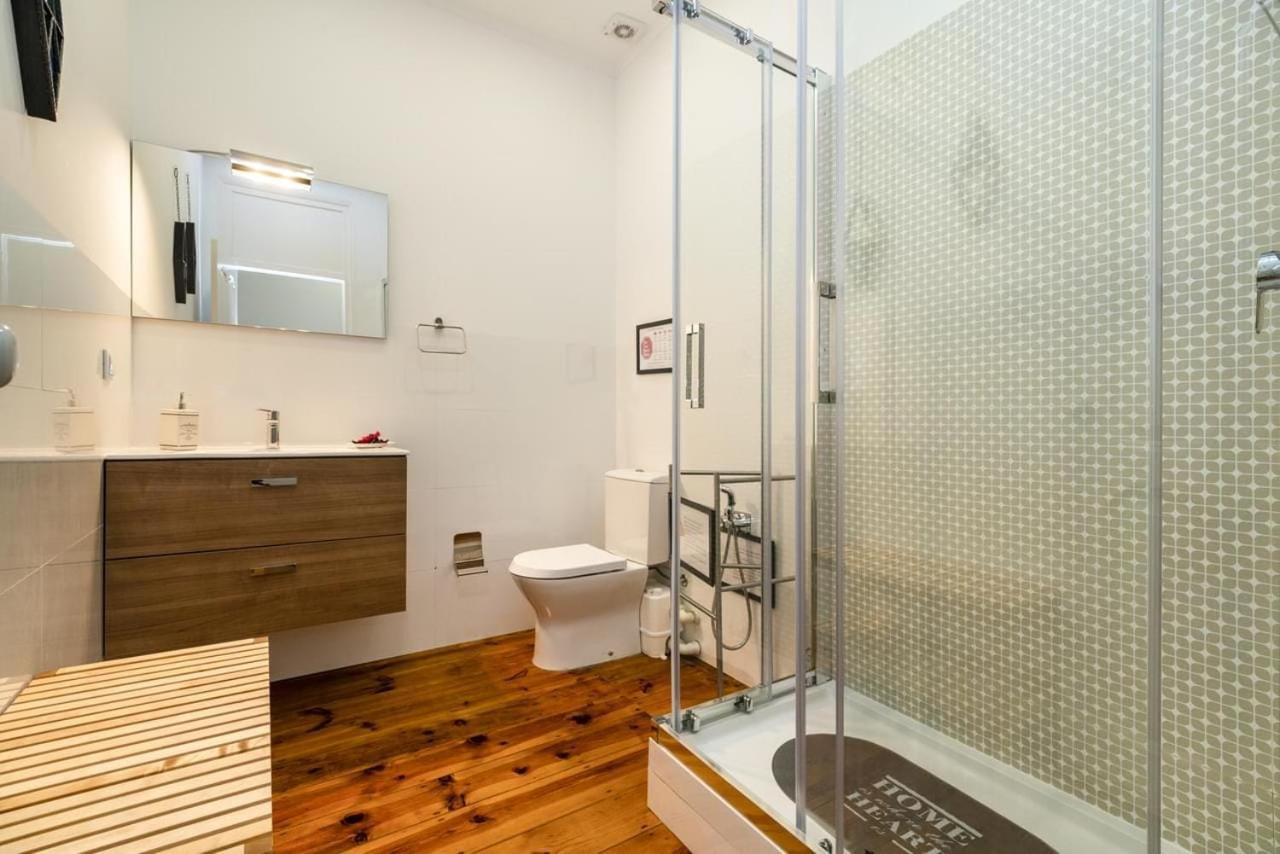 Exotic M2 R2 - Comfortable Classy Double Room With Shared Bath Lisbon Exterior photo